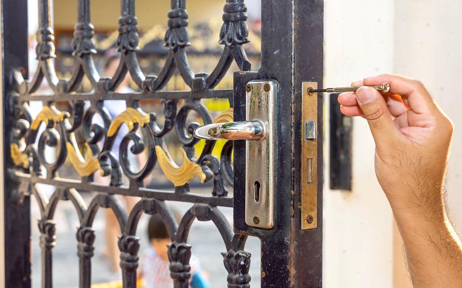 honnêtes serrurier ouverture de porte Paris 5